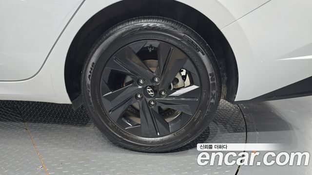 Hyundai Avante (CN7) 1.6 Inspiration 2021 — фото 21
