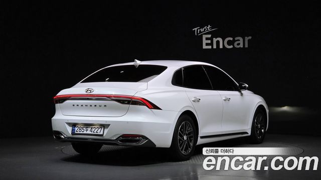 Hyundai Grandeur (IG) 3.0 LPi Rent Car Modern 2022 — фото 2