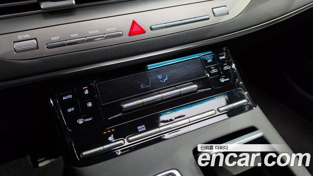 Hyundai Grandeur (IG) 3.0 LPi Rent Car Modern 2022 — фото 16
