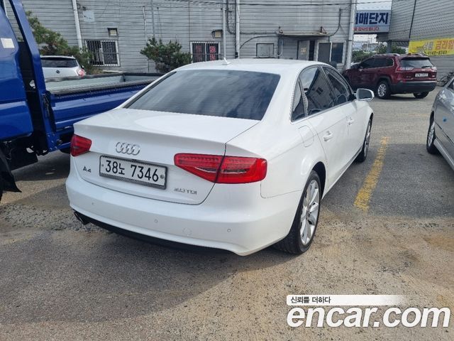 Audi A4 2.0 TDI B8 2013 — фото 4