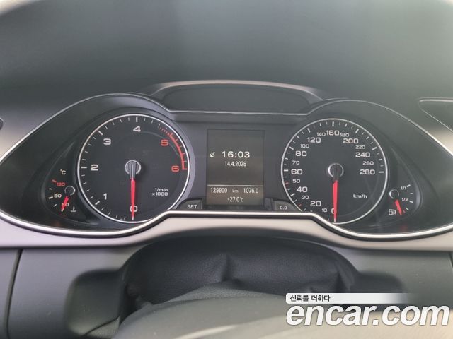 Audi A4 2.0 TDI B8 2013 — фото 8