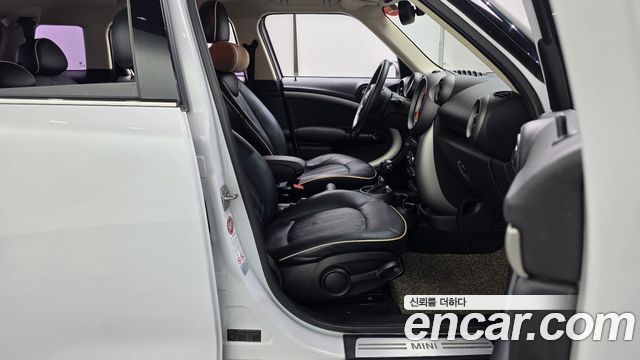 MINI Cooper D Countryman SE 1st 2012 — фото 11