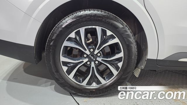 Kia Carnival (IV) Gasoline 9-Seater Signature 2022 — фото 5