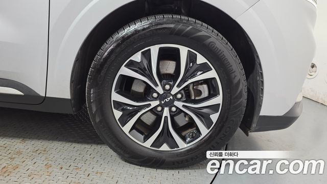 Kia Carnival (IV) Gasoline 9-Seater Signature 2022 — фото 21