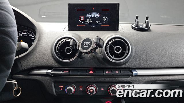 Audi A3 2.0 TDI 8V 2014 — фото 14