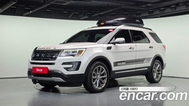 Ford Explorer 2.3 Limited 4WD 5th