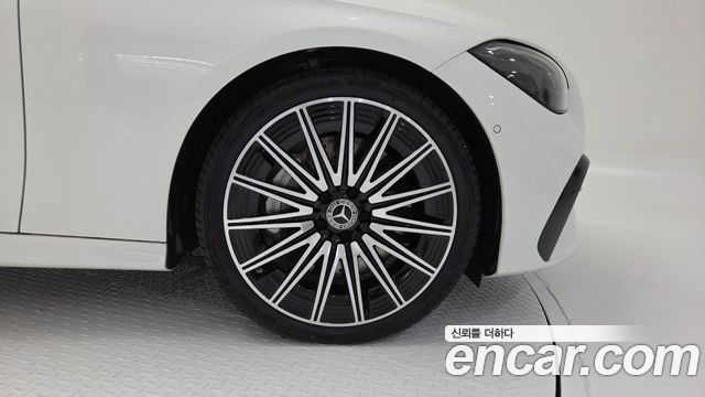 Mercedes-Benz CLE-Class (C236) CLE450 4MATIC Coupe 2025 — фото 5