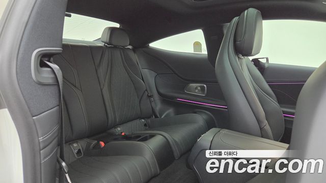 Mercedes-Benz CLE-Class (C236) CLE450 4MATIC Coupe 2025 — фото 10