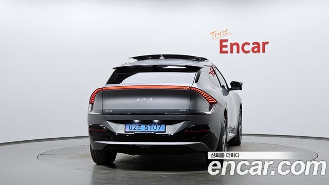 Kia EV6 Long Range 4WD GT Line 2024 — фото 4