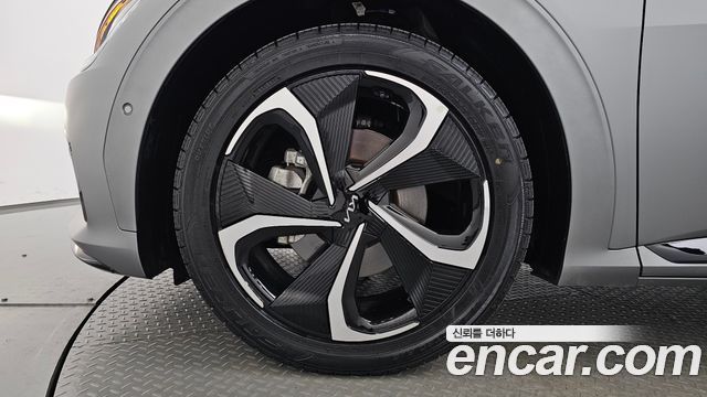 Kia EV6 Long Range 4WD GT Line 2024 — фото 5