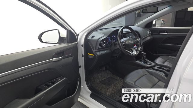 Hyundai Avante (AD) 1.6 LPi Smart(Rental) 2019 — фото 10