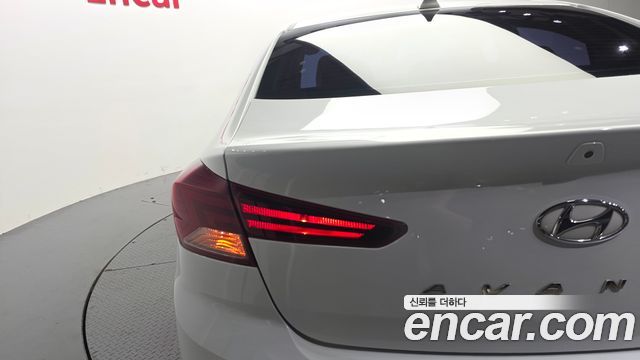 Hyundai Avante (AD) 1.6 LPi Smart(Rental) 2019 — фото 23