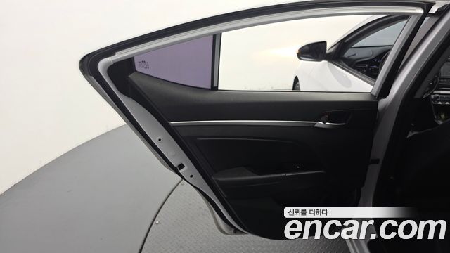 Hyundai Avante (AD) 1.6 LPi Smart(Rental) 2019 — фото 25