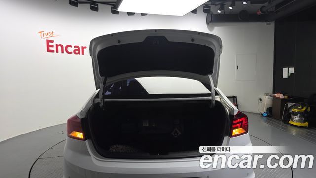 Hyundai Avante (AD) 1.6 LPi Smart(Rental) 2019 — фото 29