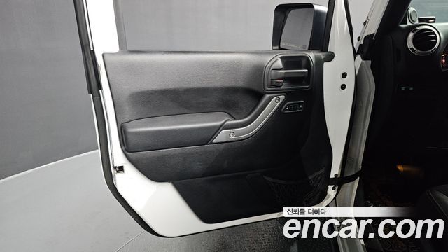 Jeep Wrangler (JK) 2.8 Diesel Rubicon 4Door 2014 — фото 24