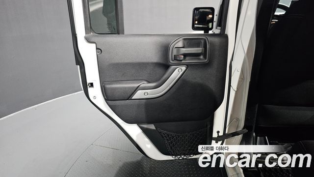 Jeep Wrangler (JK) 2.8 Diesel Rubicon 4Door 2014 — фото 25