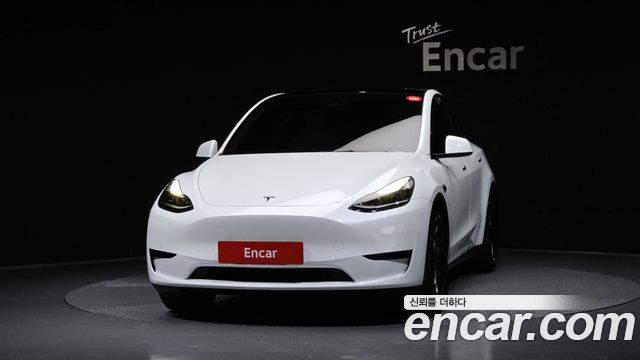 Tesla Model Y RWD 2023 — фото 3