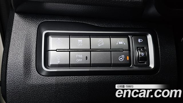 KG Mobility (SsangYong) Very New Tivoli Gasoline 1.5 2WD V3 2022 — фото 17