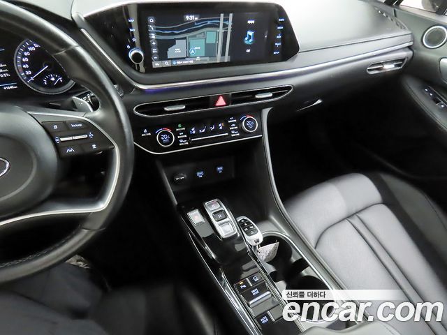 Hyundai Sonata (DN8) 2.0 Premium Plus 2023 — фото 17