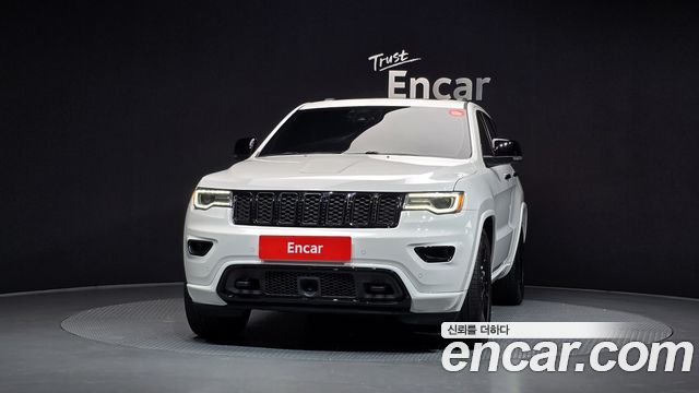 Jeep Grand Cherokee 3.0 Diesel Overland WK2 2019 — фото 3