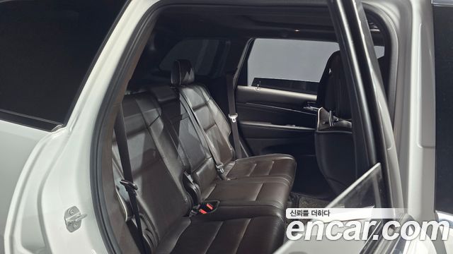 Jeep Grand Cherokee 3.0 Diesel Overland WK2 2019 — фото 12