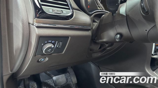 Jeep Grand Cherokee 3.0 Diesel Overland WK2 2019 — фото 20