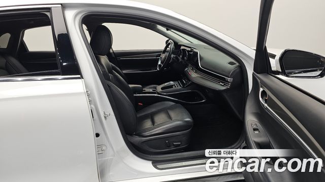 Hyundai Grandeur (IG) 2.5 Premium 2022 — фото 26