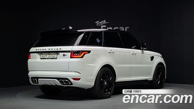 Land Rover Range Rover Sport (II) 5.0 SVR 2017 — фото 2