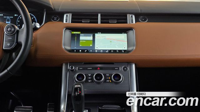 Land Rover Range Rover Sport (II) 5.0 SVR 2017 — фото 18