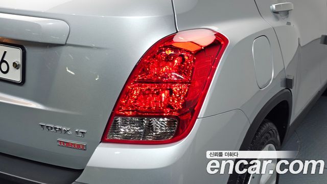 Chevrolet Trax 1.4 LT Leather Package 2016 — фото 23