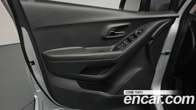 Chevrolet Trax 1.4 LT Leather Package 2016 — фото 24