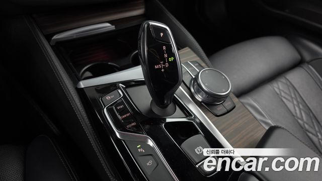 BMW 5 Series (G30) 520d M Sport Package Plus 2017 — фото 9
