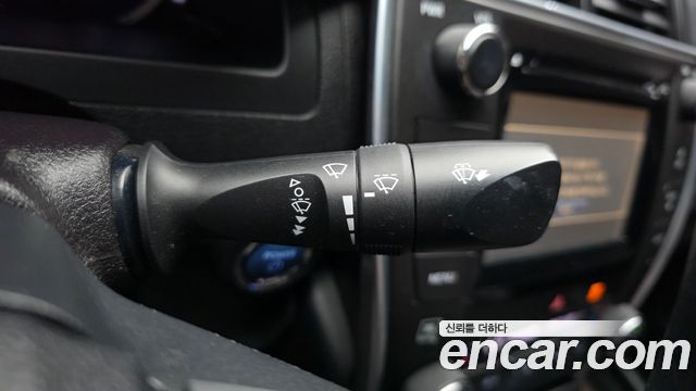 Toyota Camry Hybrid XLE 2016 — фото 29
