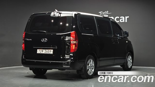 Hyundai Grand Starex Wagon 11-Seater Smart 2019 — фото 2