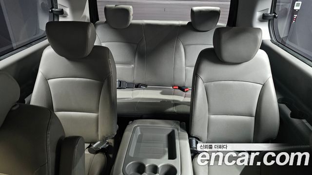 Hyundai Grand Starex Wagon 11-Seater Smart 2019 — фото 10