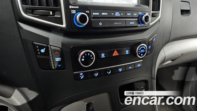 Hyundai Grand Starex Wagon 11-Seater Smart 2019 — фото 18