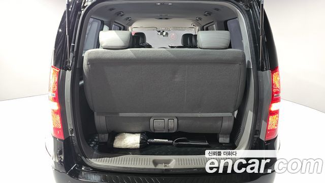 Hyundai Grand Starex Wagon 11-Seater Smart 2019 — фото 20