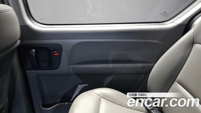 Hyundai Grand Starex Wagon 11-Seater Smart 2019 — фото 25
