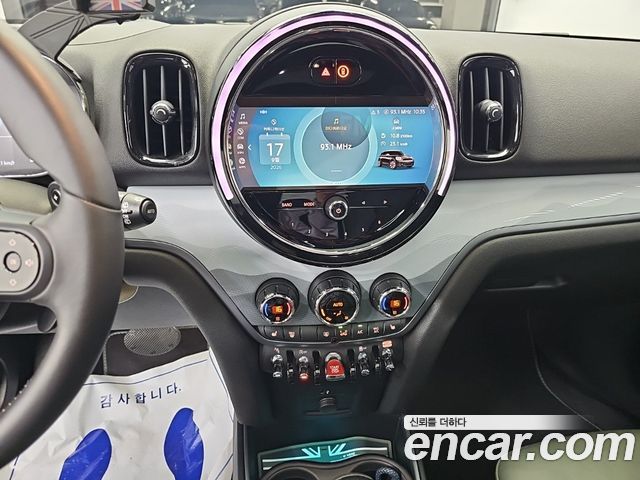 MINI Cooper S Countryman ALL4 Untamed Edition 2nd Gen 2023 — фото 10