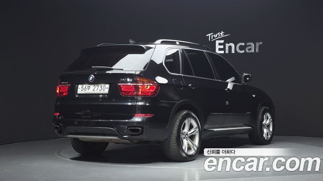 BMW X5 (E70) xDrive 50i 2011 — фото 2