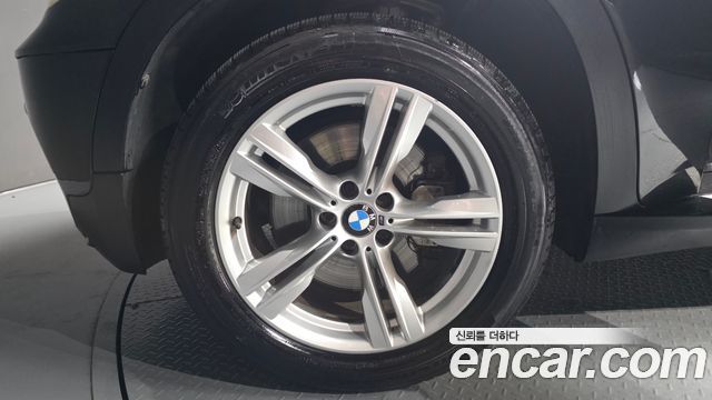 BMW X5 (E70) xDrive 50i 2011 — фото 5
