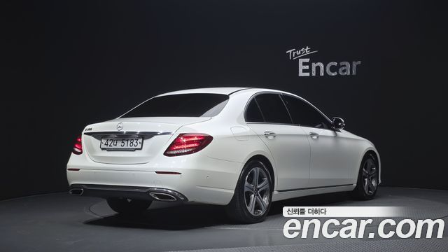 Mercedes-Benz E-Class (W213) E300 Avantgarde 2019 — фото 2
