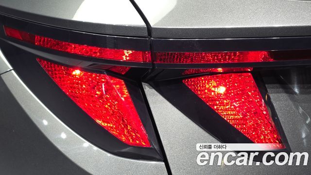 Hyundai Tucson Hybrid (NX4) Premium 2WD 2022 — фото 23