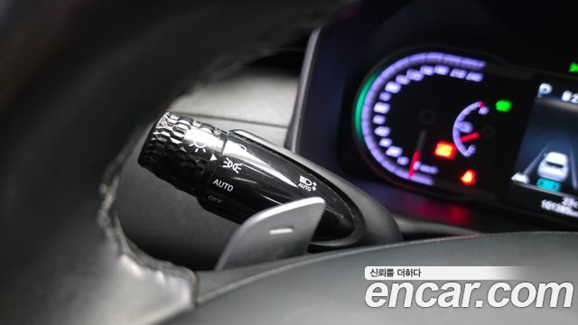 Hyundai Tucson Hybrid (NX4) Premium 2WD 2022 — фото 27