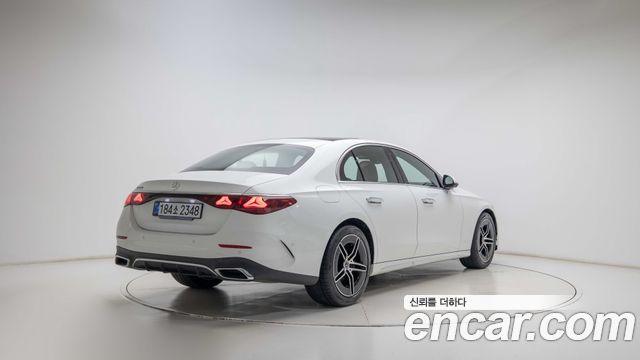 Mercedes-Benz E-Class (W214) E200 AMG Line 2026 — фото 2