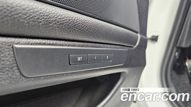 BMW 5 Series (F10) 520d M Aero Dynamic 2016 — фото 35
