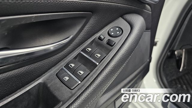 BMW 5 Series (F10) 520d M Aero Dynamic 2016 — фото 37