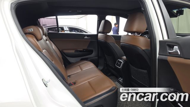 Kia Sportage The Bold Diesel 2.0 2WD Inteligent 2019 — фото 16