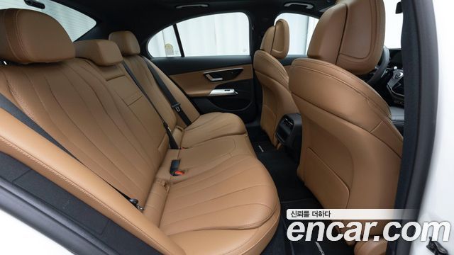 Mercedes-Benz E-Class (W214) E200 AMG Line 2026 — фото 10