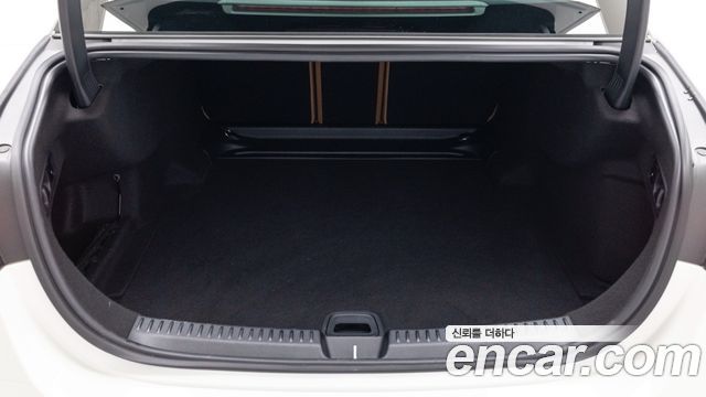 Mercedes-Benz E-Class (W214) E200 AMG Line 2026 — фото 15